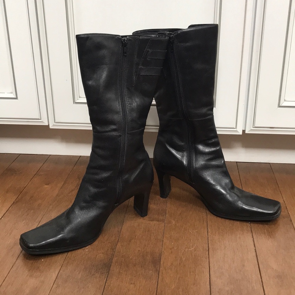 Diba leather boots.  Excellent condition.